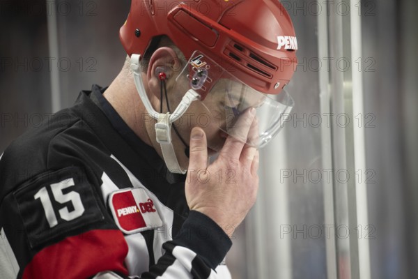 LanxessArena, Cologne, North Rhine-Westphalia, Christopher Schadewaldt (Referee, #15), PENNY DEL, Kölner Haie- Fischtown Bremerhaven on 18/03/2025 at the LanxessArena in Cologne Germany