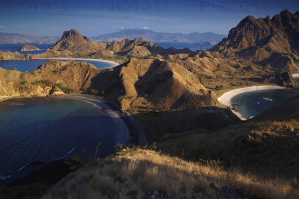 Asia, Indonesia, Padar Island, Padar Island, volcano, volcanism, Labuan Bajo, Sunda Island, volcanic island, uninhabited, Komodo National Park, beach, Padar Island, Indonesia, Asia