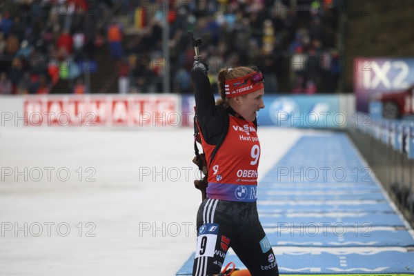 Janina Hettich-Walz (SC Schönwald/GER) at the shooting range at the IBU Biathlon World Cup Sprint Women Oberhof 2024