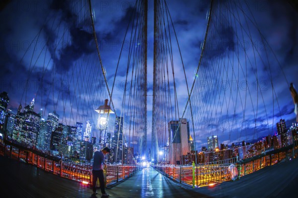 Night of the Brooklyn Bridge. Shooting Location: New York, Manhattan