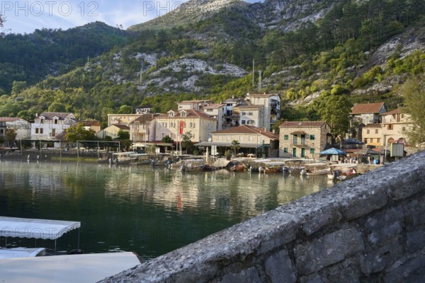 Old bridge, view of Rijeka Crnojevica, river Crnojevic, near Lake Skutari, Lake Skadar, Montenegro, Europe