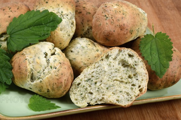 Rolls with nettles