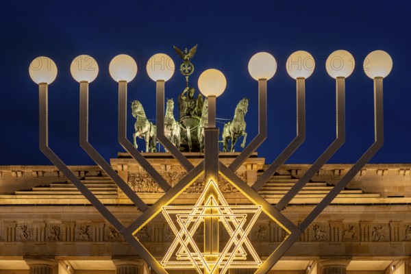 Germany, Berlin, 02.01.2025, Hanukkah candlestick Pariser Platz, in front of the Brandenburg Tor, Quadriga, Europe