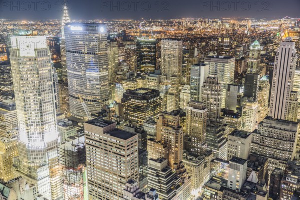 Downtown night view seen from the top of the Rock (Rockefeller Center Observation Deck). Shooting Location: New York, Manhattan