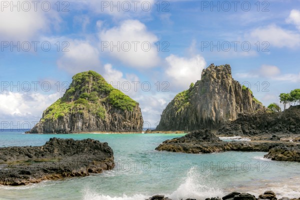 Fernando de Noronha, Brasil. Turquoise water around the Two Brothers rocks, UNESCO World Heritage Site, Brazil, South America. South America, South America