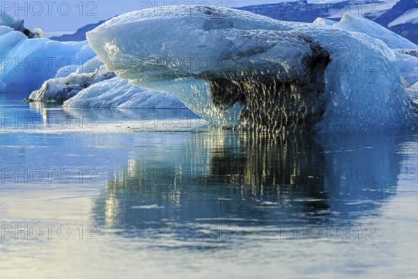 Jökulsarlon glacier lagoon, icebergs, Vatnajökull National Park, Hornafjörður, South Iceland Iceland