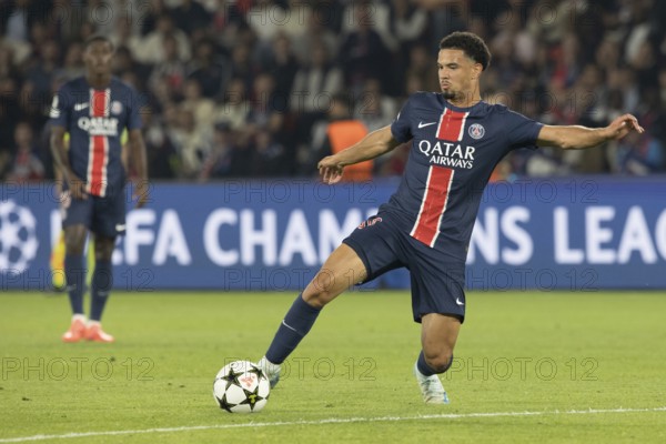 Football match, Warren ZAIRE-EMERY Paris Saint Germain on the ball, Parc des Princes football stadium, Paris