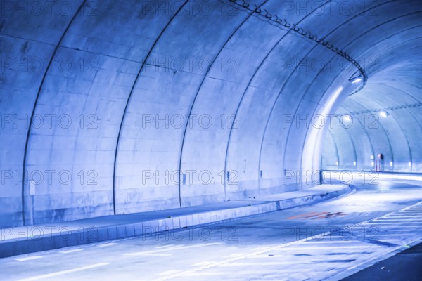 Image of the tunnel. Shooting Location: Yokohama-city kanagawa prefecture