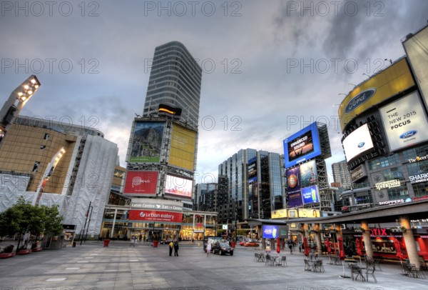Dundas Square Yonge Street Toronto busy intersection