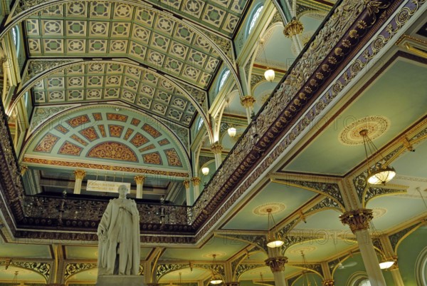 Statue of Prince Albert in Bhau Daji Lad Museum, Byculla, Bombay, Mumbai, Maharashtra, India, Asia