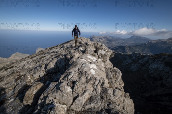 Direct route to Morro den Pelut, 1323 metres (Puig Major), Escorca, Majorca, Balearic Islands, Spain, Europe