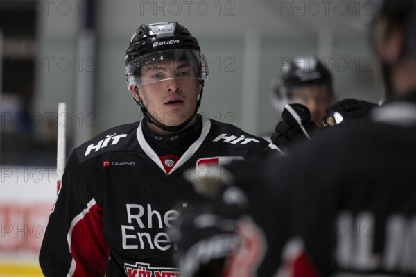 KA2, Cologne, North Rhine-Westphalia, Justin Schütz (Cologne Sharks, #10), PENNY DEL, Test match Cologne Sharks-Iserlohn Roosters on 13/09/2024 at KA2 in Cologne Germany