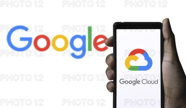 Google Cloud Logo on smartphone