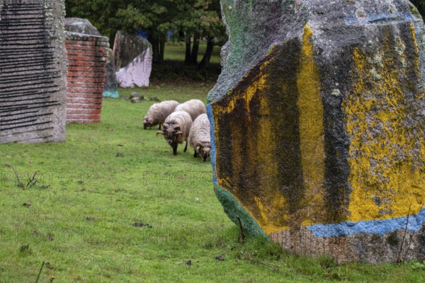 O Rexo Ecospace, pictorial and sculptural intervention by the artist Agustín Ibarrola on a natural space, Allariz, Ourense, Galicia, Spain, Europe