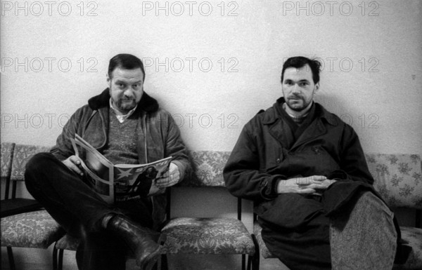 Germany, Berlin, 21.12.1990, Prenzlauer Berg job centre, in Fröbelstraße, Europe