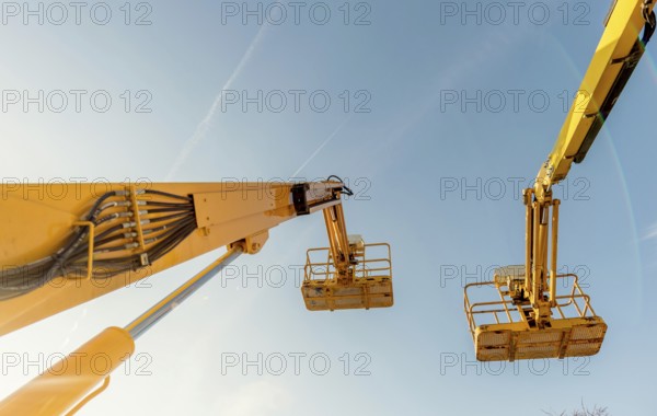 Aerial work platform