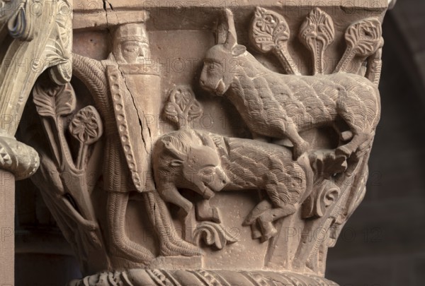 Basel, Cathedral (Basel Minster), capital on the ambulatory, Knight Dietrich of Bern and Sintram fighting with wild animals