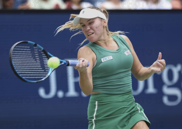 Tennis player Sofia Kenin in action at the US Open 2024 Championships, Billie Jean King Tennis Center, Queens, New York, USA, North America