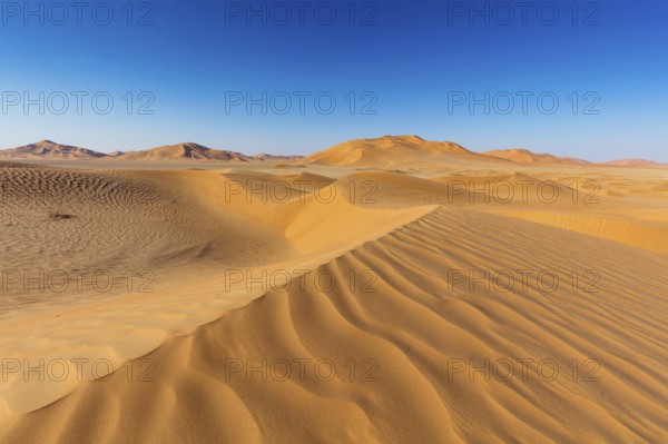 Rub al-Shali, the largest desert on earth in Oman, Rub al-Chali, Empty Quarter nea, Salalah, Dhofar Governorate, Oman, Asia