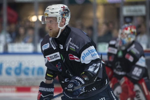 Balver Zinn Arena, Iserlohn, North Rhine-Westphalia, Stanislav Dietz (Iserlohn Roosters, #67), PENNY DEL, Iserlohn Roosters-Kölner Haie on 20/10/2024 at the Balver Zinn Arena in Iserlohn Germany