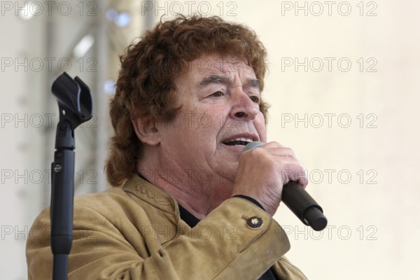 Tony Marshall