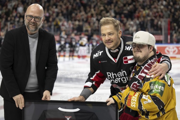 Cologne, LanxessArena, North Rhine-Westphalia, Moritz Müller (Cologne Sharks, #91), PENNY DEL, Cologne Sharks- Iserlohn Roosters on 19/01/2025 at the LanxessArena in Cologne Germany