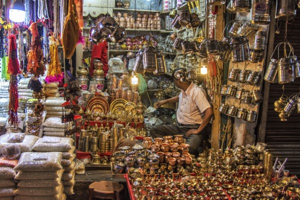 Handicraft shops, Rishikesh, Uttarakhand, India, Asia