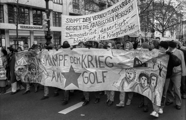 Germany, Berlin, 13.01.1991, Demo against the Gulf War on the Ku'damm, Fight the war on the Gulf, Europe