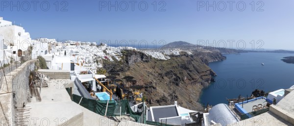 View from Imerovigli over the caldera to Fira, panoramic view, Santorini, Cyclades, Greece, Europe
