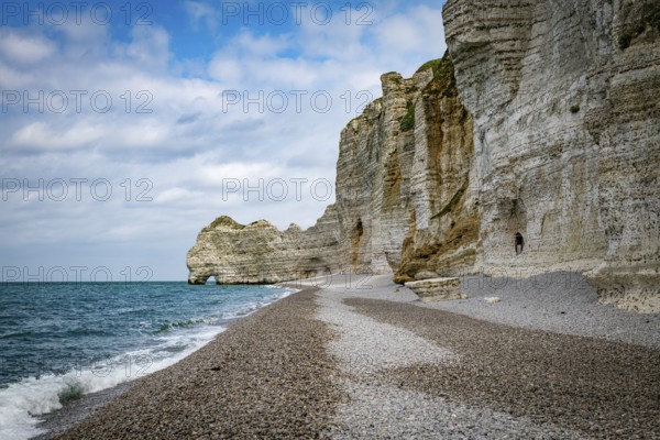 Etretat, france, 23-04-2024, the beach at the famous calck cliffs in normandy france near etretat, view from the beach