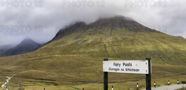 Information board, Fairy Pools, Glumagan nan Sithichean, Black Cuillin Mountains, Isle of Skye, Inner Hebrides, Scotland, Great Britain