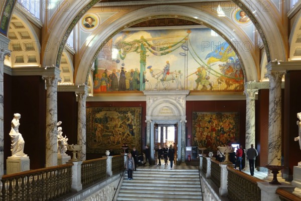 May Sunday walk in the center of Stockholm and an excursion to the National Museum of Sweden