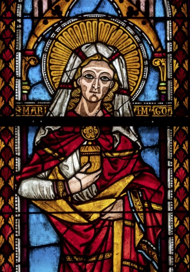 Freiburg im Breisgau, Cathedral of Our Lady, interior, Romanesque three-window group in the north transept: Mary Magdalene on the right, detail