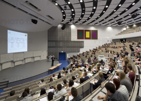 Düsseldorf, Heinrich Heine University