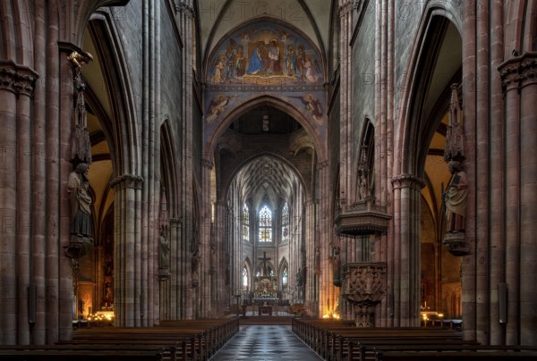 Freiburg im Breisgau, Cathedral of Our Lady, interior, view to the east by candlelight