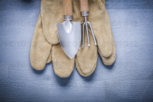 Protective glove and garden spade fork