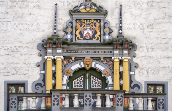 Coat of arms at Weser-Renaissance portal, Hannoversch Münden, Lower Saxony, Germany, Europe