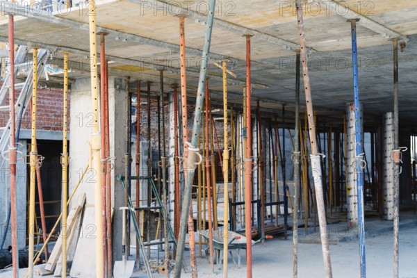 Struts in building structure under construction in Madrid