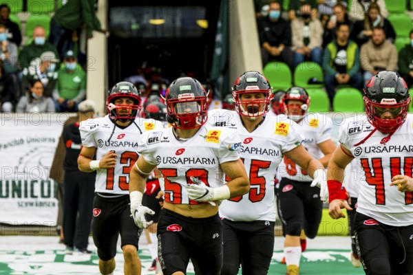 RB # 44 Leon Helm, OL # 55 Francesco Runko, DL # 50 Firat Yildirim