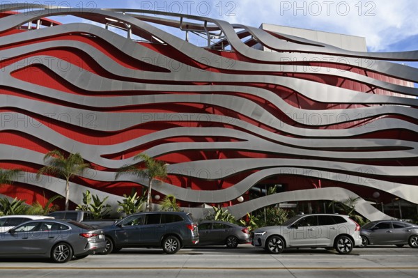 Petersen Automotive Museum on Wilshire Boulevard, Los Angeles, California, USA, North America