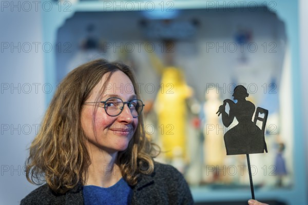 In the atmospheric setting of the Jägerhof, virtuoso and naive folk art from Saxony can be seen in the form of permanent and changing special exhibitions. The special exhibition, Frauen machen Männel, shows regional craftsmanship. At the same time, the new show on the 2nd floor sheds light on the often overlooked role of woman in figurative woodworking, which has a long tradition in Saxony. Friederike Curling-Aust, artist, Dresden, Saxony, Germany, Europe