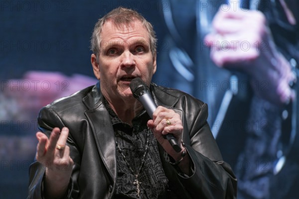 DORTMUND, GERMANY, December 8th 2019: Meat Loaf (*1947, American musician, singer, songwriter, record producer and actor, The Rocky Horror Picture Show, Fight Club) talks about his experiences at German Comic Con Dortmund