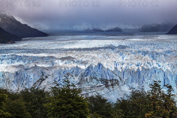 Perito Moreno Glacier, glacier tongue, glacier break, Los Glaciares National Park, Santa Cruz, Patagonia, Argentina, South America