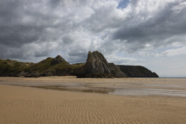 Three Cliffs Bay.The famous coastline of the Gower Peninsula in South Wales, United Kingdom, Europe