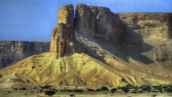 Edge of the world, edge of the world, 1131 metres high, cliff, cliffs, rocks, abyss, rock formation, Tuwaik Mountains, Saudi Arabia, Middle East, Near East, Asia