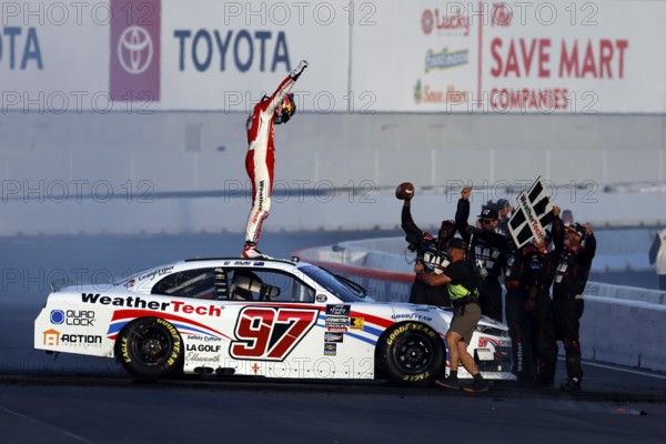 Shane van Gisbergen wins the Zip Buy Now, Pay Later 250 in Sonoma, CA, USA, North America