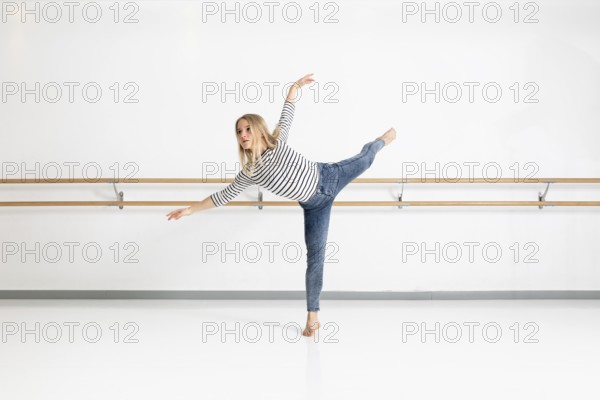 An image of a female dancer in action