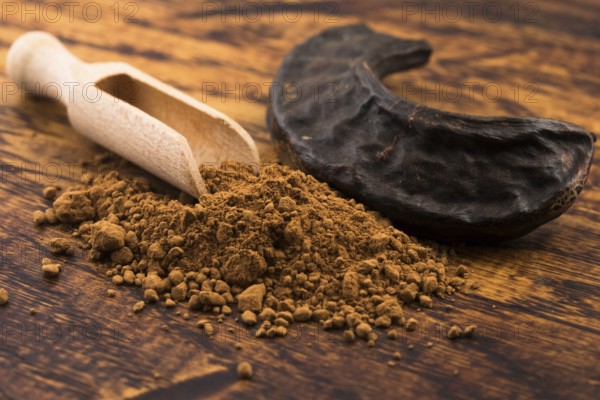 Carob pods and carob powder