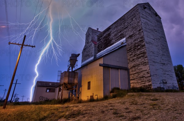 Major Saskatchewan storm in summer rural Lightning
