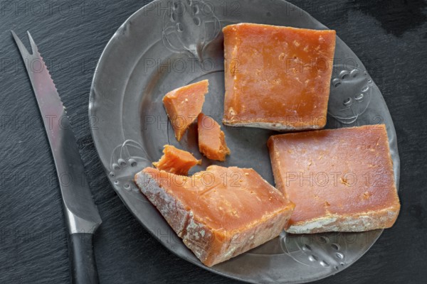 Red Leicester: Red hard cheese from Leicestershire in England, Great Britain
